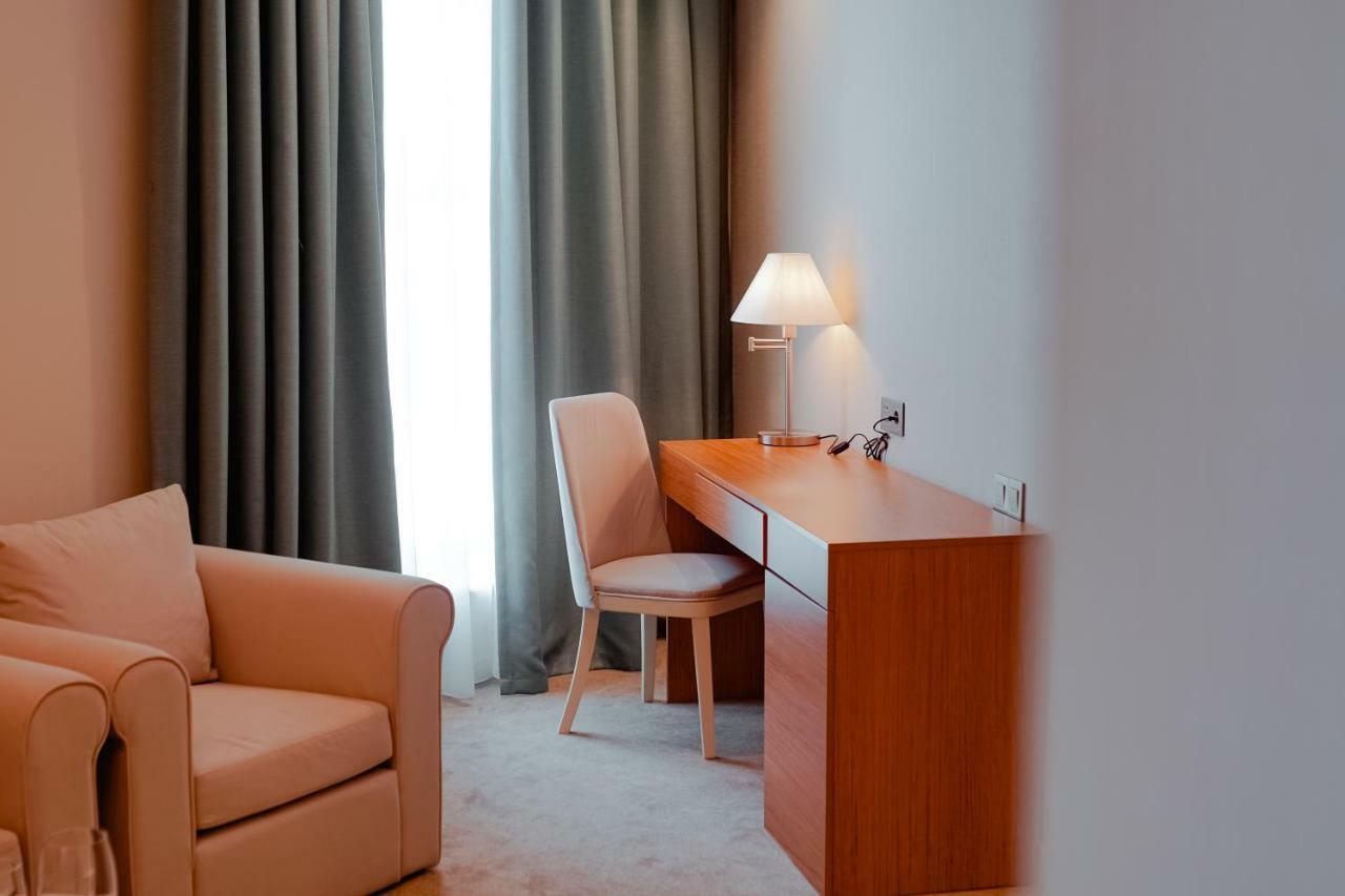 Khazar Inji Hotel Buzovna Ngoại thất bức ảnh